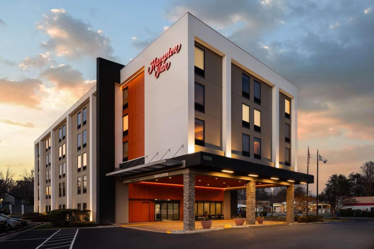 Hampton Inn Fairfax City Exterior photo